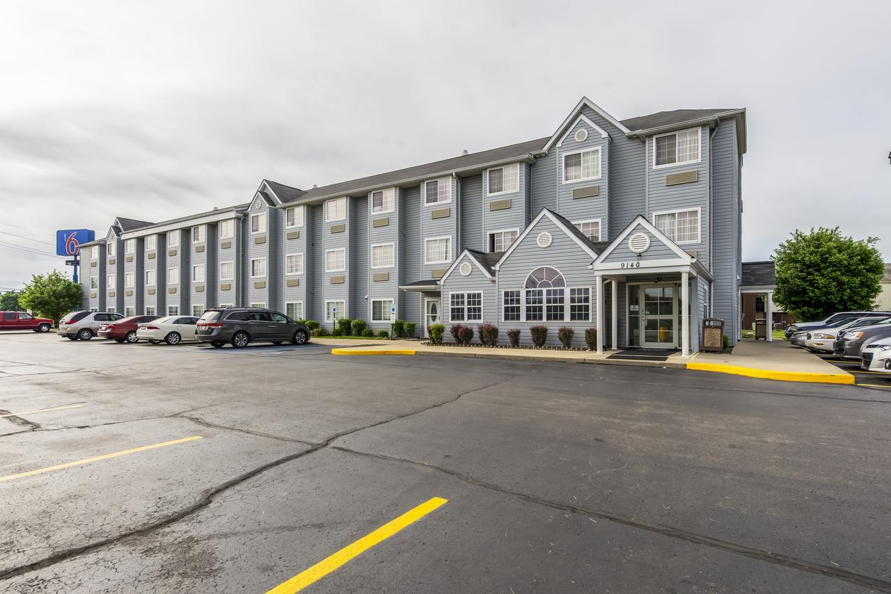 Motel 6 Indianapolis Carmel Exterior photo